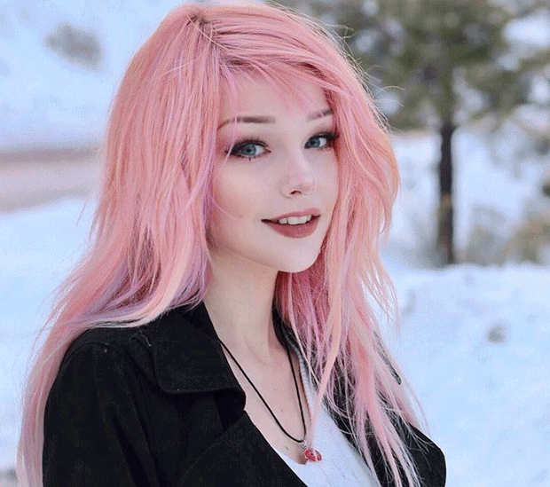 Walking on the street, she always turned guys down because she knew that no one could fuck her better than she could with a dildos herself Gifs