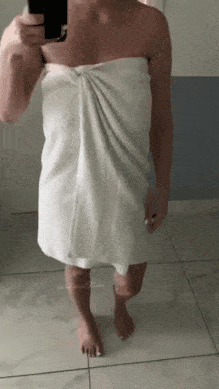 I know you were watching in the bath Son. Here's a better view. Do you like how Mommy looks? Gifs