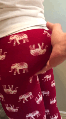 Perfect bubble butt Gifs