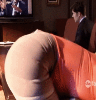 Hilary Duff butt hypnotizes Gifs