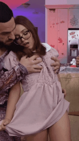 Leana Lovings looks better without clothes Gifs